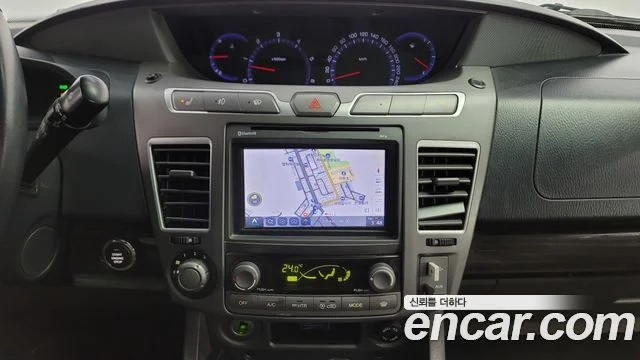 2015 KG Mobility 코란도 투리스모