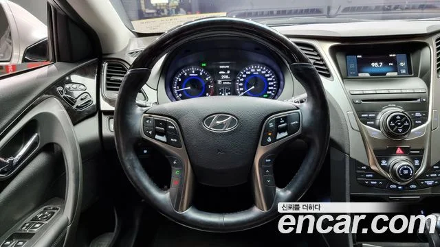 2013 Hyundai Grandeur (HG)