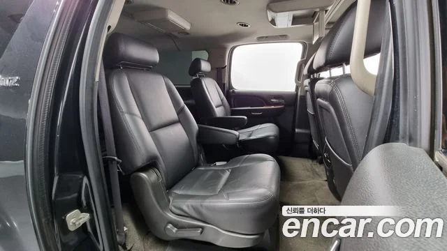 2010 Chevrolet Suburban