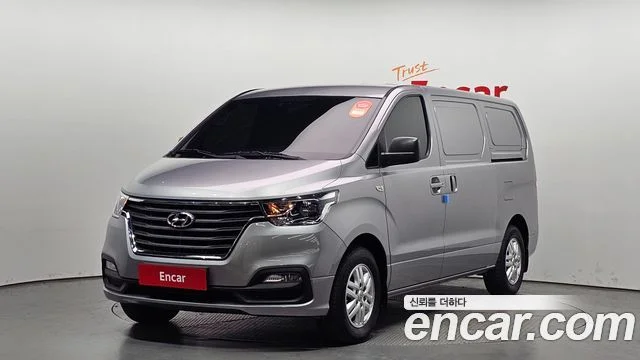 2020 Hyundai Grand Starex (New)