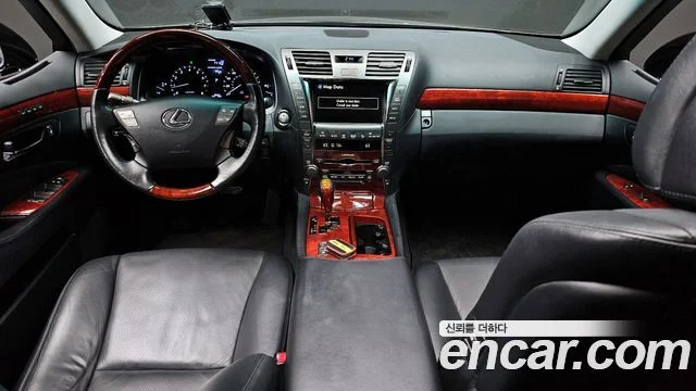 2007 Lexus LS460