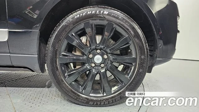 2017 Land Rover Range Rover Gen.4