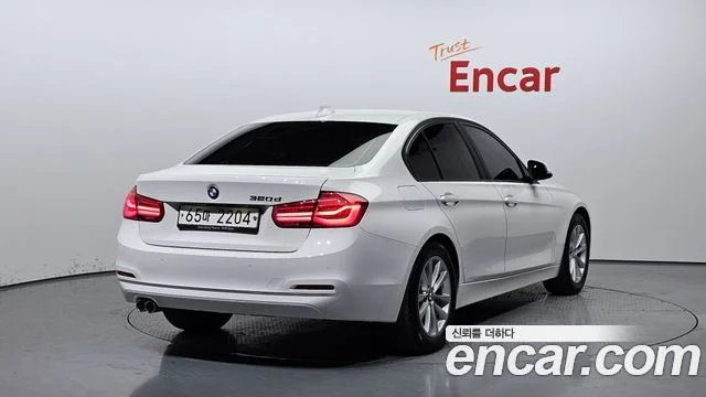 2018 BMW 3 Series (F30)