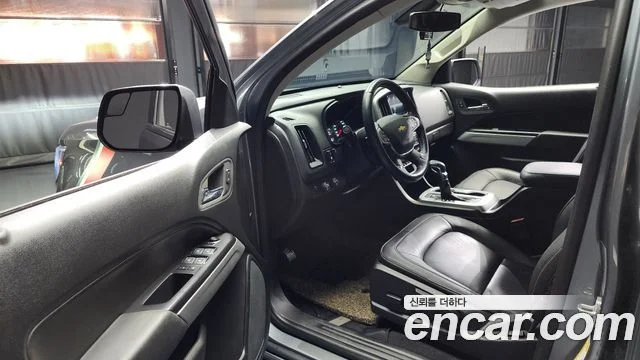 2022 Chevrolet Real New Colorado