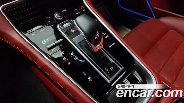 2020 Porsche 파나메라 (971)