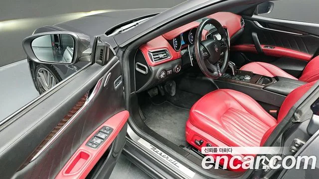 2019 Maserati 기블리