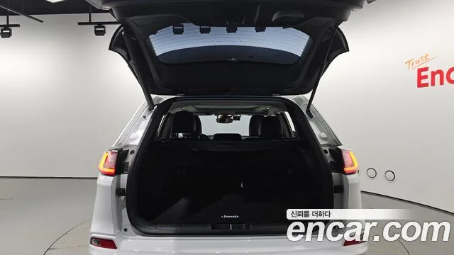 2021 Jeep 체로키(KL)