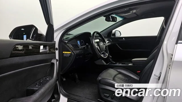 2016 Hyundai Sonata (LF)