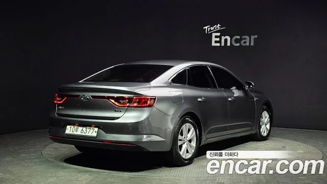 2016 Renault Korea SM6