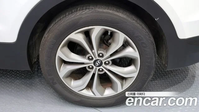 2014 Hyundai Santa Fe (DM)