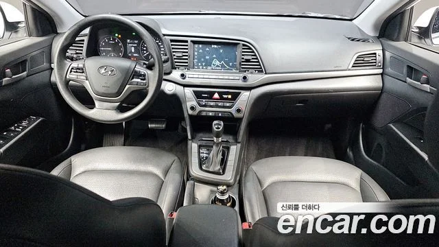 2018 Hyundai 아반떼 AD