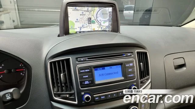 2015 Hyundai Grand Starex