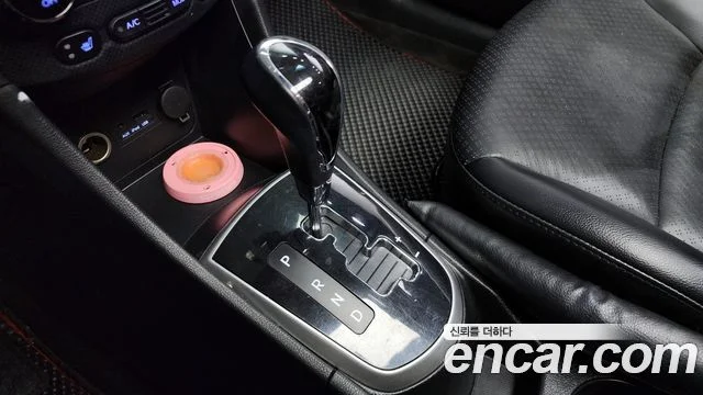 2012 Hyundai 엑센트(신형)
