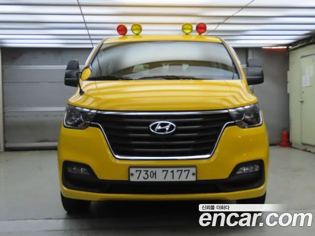 2018 Hyundai Grand Starex (New)