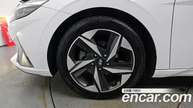 2020 Hyundai Avante (CN7)