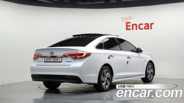 2016 Hyundai LF 쏘나타 하이브리드