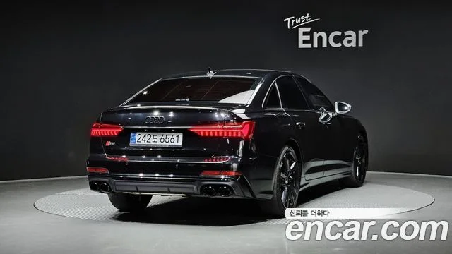 2021 Audi S6 (C8)