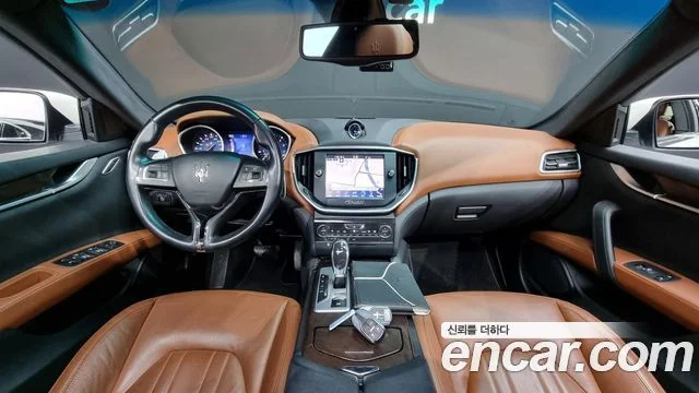 2015 Maserati 기블리