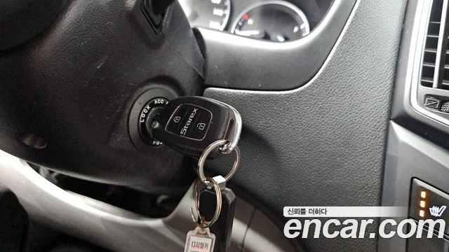 2017 Hyundai Grand Starex