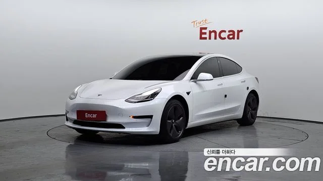 2020 Tesla Model 3