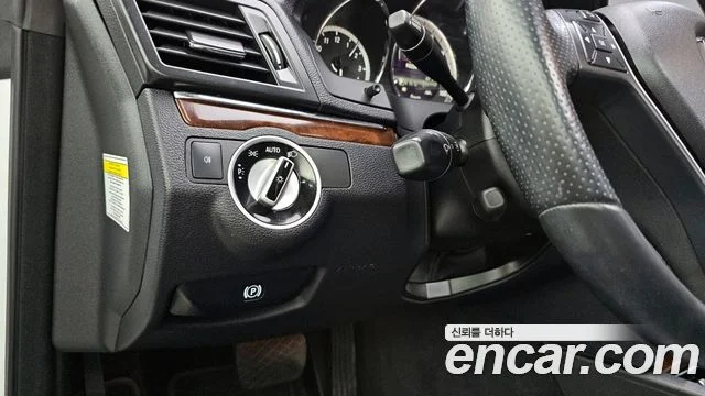 2013 Mercedes-Benz E-클래스 W212