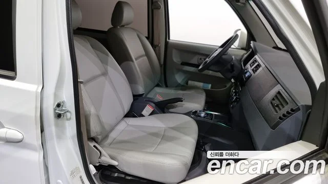 2023 신위안 이티밴