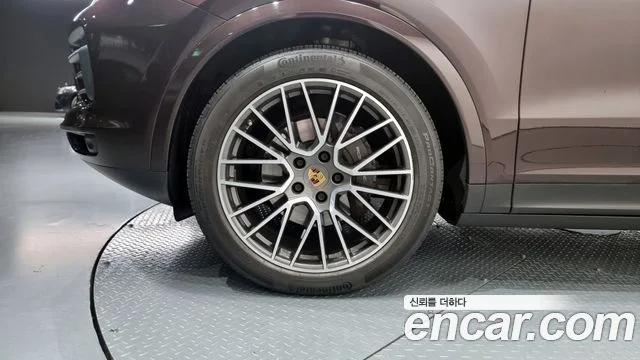 2020 Porsche 카이엔 (PO536)