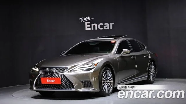 2024 Lexus LS500h 5세대