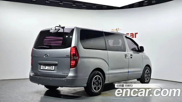 2015 Hyundai Grand Starex