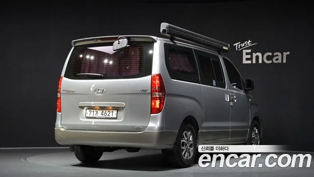 2015 Hyundai Grand Starex