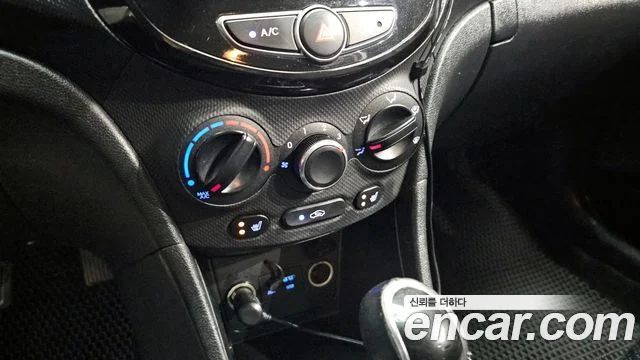 2015 Hyundai 엑센트(신형)