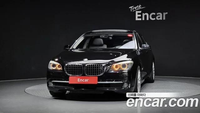 2009 BMW 7 Series (F01)