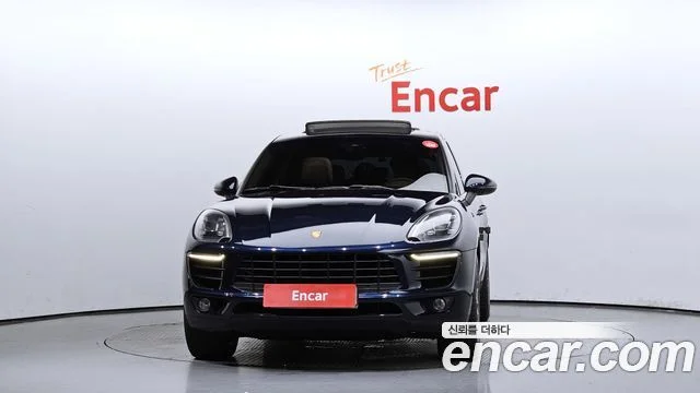 2016 Porsche 마칸