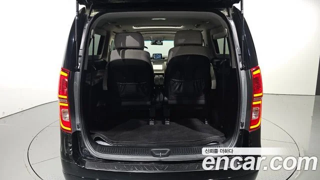 2018 Hyundai Grand Starex (New)