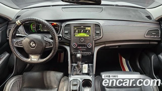 2017 Renault Korea SM6