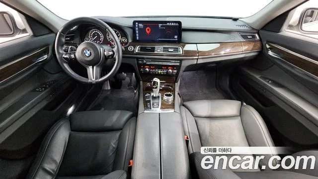 2009 BMW 7 Series (F01)