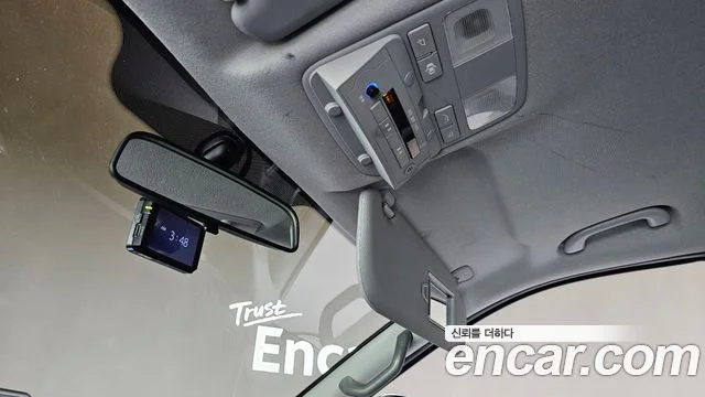 2020 Hyundai Grand Starex (New)