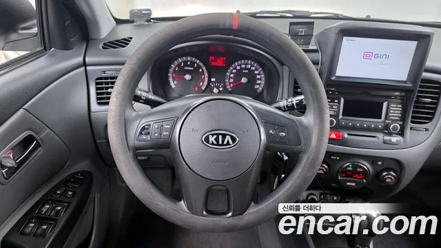 2010 Kia 프라이드(신형)