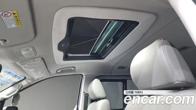 2018 Hyundai Grand Starex (New)