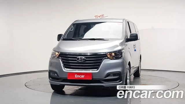 2018 Hyundai Grand Starex (New)