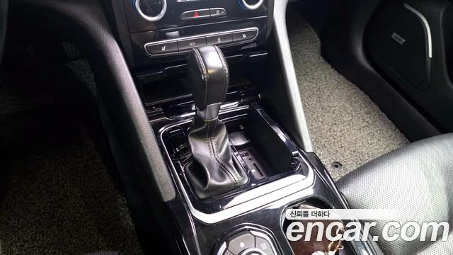 2017 Renault Korea SM6