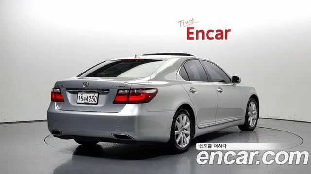 2007 Lexus LS460L