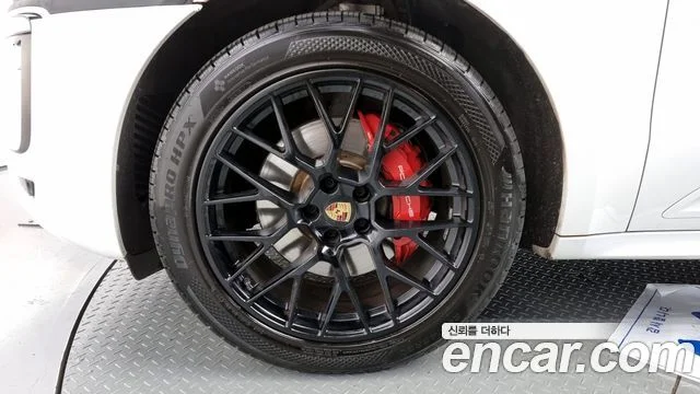 2018 Porsche 마칸