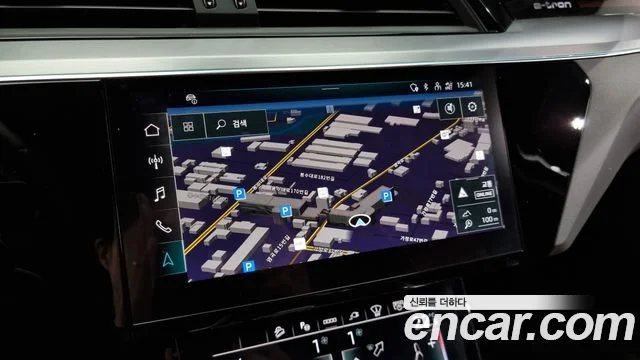 2024 Audi Q8 e-트론 (GE)