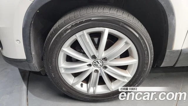 2011 Volkswagen 뉴 티구안