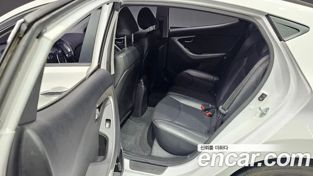 2013 Hyundai 아반떼 MD