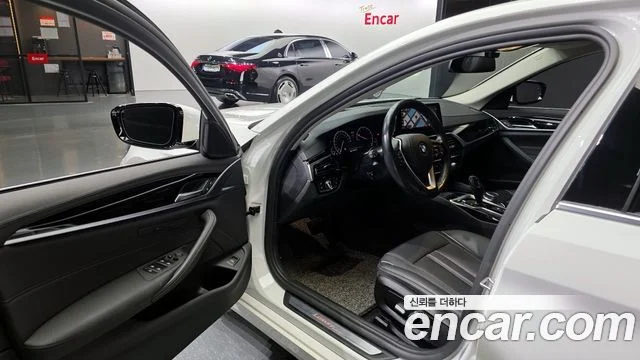 2019 BMW 5 Series (G30)