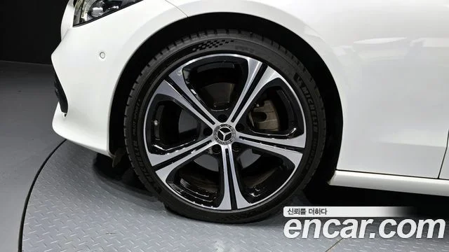 2023 Mercedes-Benz C-클래스 W206