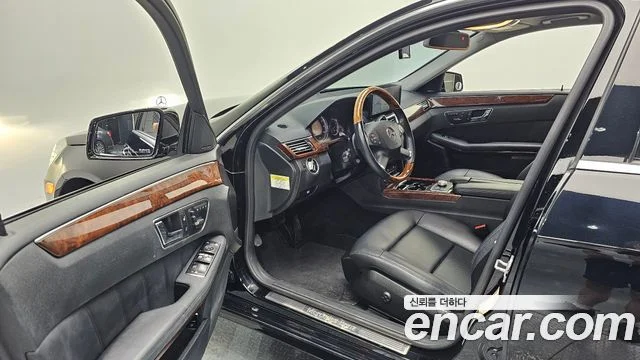 2011 Mercedes-Benz E-클래스 W212