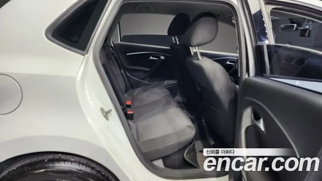 2015 Volkswagen Polo